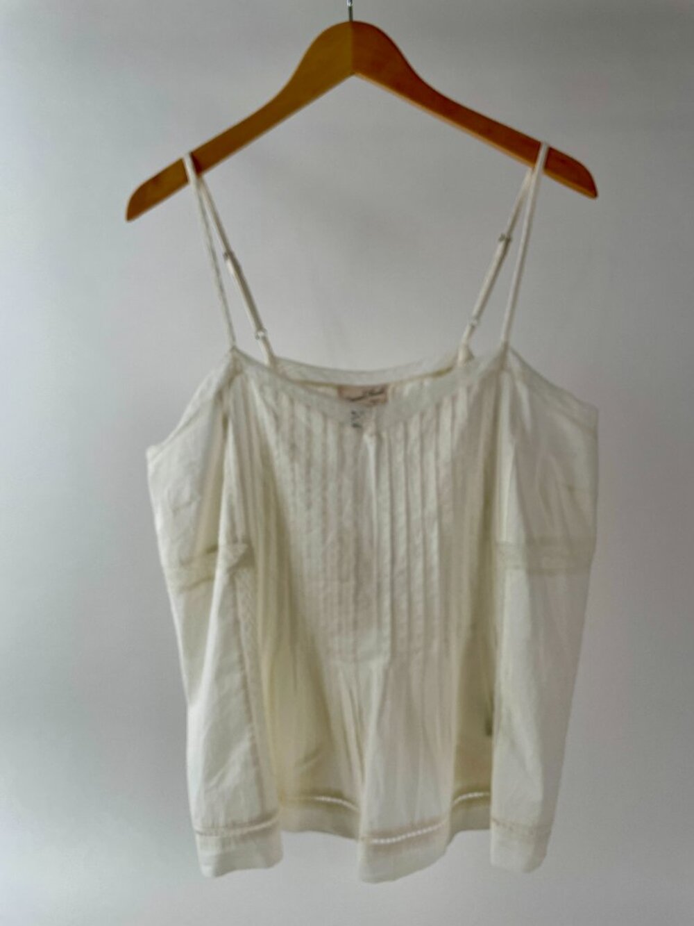 NWT Universal Thread Women's Lace Cami, Cream, Size XL